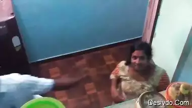 Amateur Mallu Aunty Illegal Affair Caught On Secret Cam Indian Porn Mov