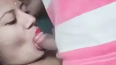 Sexy Cpl Romance And Blowjob Indian Porn Mov