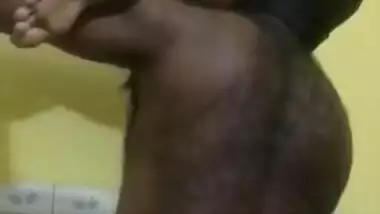 Mia Khalifa In Sri Lankan Priya Lick Her Ass Pussy ප්‍රියා කොල්ලගෙන් කිම්බට පුකට ගත්ත සැප