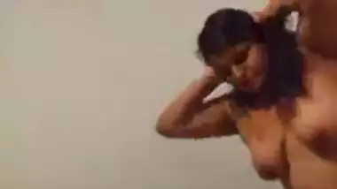 Delhi mai harami aunty ka bete ke dost se sambhog fun