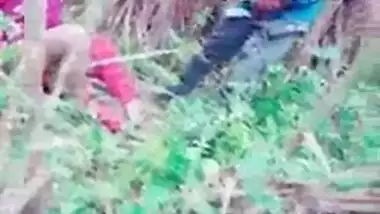 Outdoor Desi slut sex got caught on cam