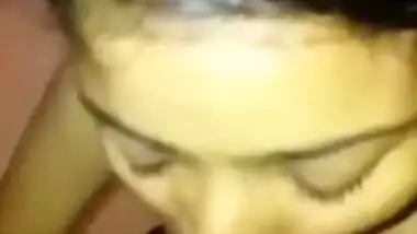 Dehati girl giving blowjob to her boyfriend keenly