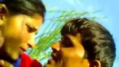 Tamil couples outdoor sex video to tempt your sex mood