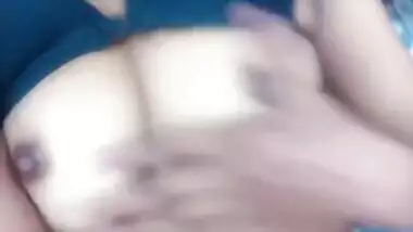 Horny Girl Pussy Fingering