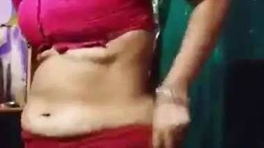 Sweet Bihari housewife showing her naked pussy on cam