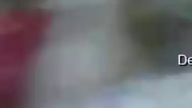 Boobs Exposed by Lover Haath hata na Meri Jaan dekho Idhar