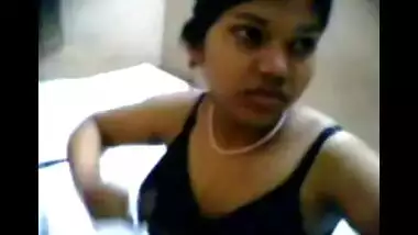 Village virgin banged in a local lodge