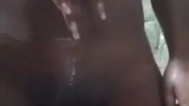 Desi Village Girl Shows Boobs and Pussy