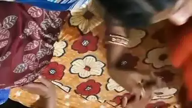 Husband fucking wife pussy after removing the towel