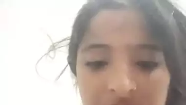 Desi GF’s doggy style Indian sex with her lover