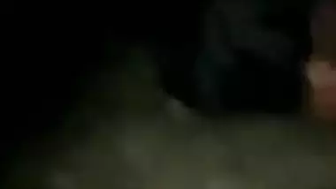 Village XXX whore has pussy fucked by Desi neighbour in the fresh air