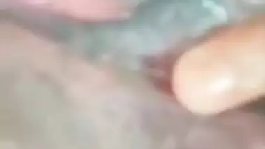 Cute Sri Lankan girl showing her pink pussy
