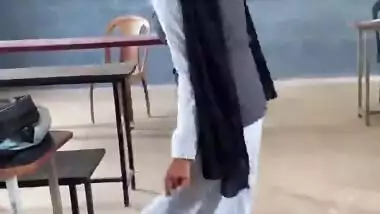 Desi clg girl fucking mms many small clips part 1
