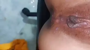 Thai Student - Sri Lankan Garment Girl Sex And Girlfriends Squirting And Orgasm