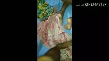 Srilanakan homemade sex dogyy style මාමා ගහන ගහිල්ල දුවට