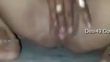 Today Exclusive- Village Bhabhi Fingering