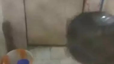 Desi Girl Bathing record by Hidden Cam