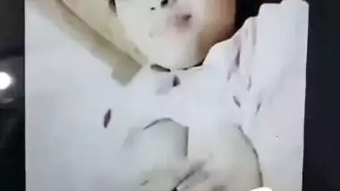 Bengali girl topless beauty on video call viral MMS