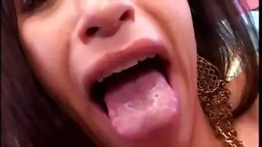 This is how indian girls like to fuck