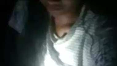 DESI TEEN COLLAGE HOT SEXY SHOWING HER TO BOYFRIEND 2 VID PART 1