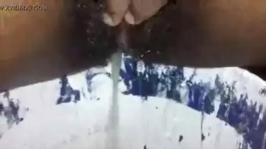 Indian teen girl pissing closeup