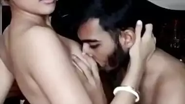 Newly married Indian couple sex clip 1