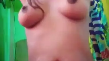 Hotty getting naughty