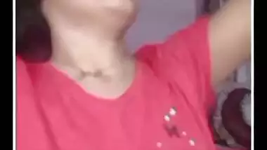 Young Dehati girl Ormi showing boobs and pussy viral clips