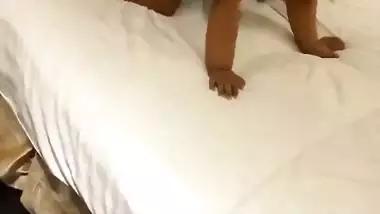 Wife gets fuck by a bull before her husband in xxx viral MMS