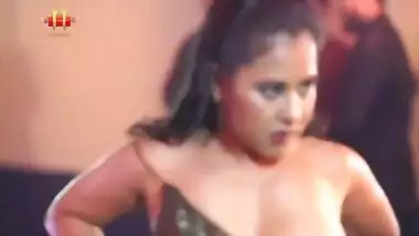 Indian Desi Nude Fashion Cat Walk