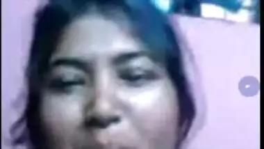 Bf Video Gand Mein Gand Marne Wala Khullam Khulla - Cute Desi Girl Showing Her Boobs indian porn mov