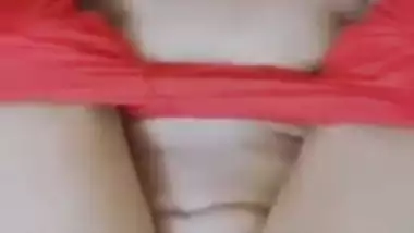 Desi virgin girl feels a big Indian dick in her pussy