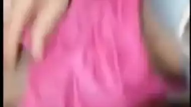 Experienced Desi maid pleases house-owner with deep XXX blowjob