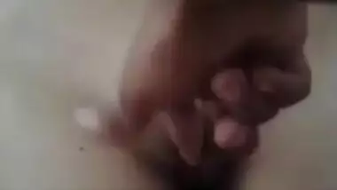 Cute Desi Girl Fingering and Fucked