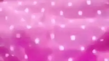 Bigbooby Desi wife oiling own boobs