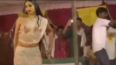 Indian dancer on stage showing boobs and pussy