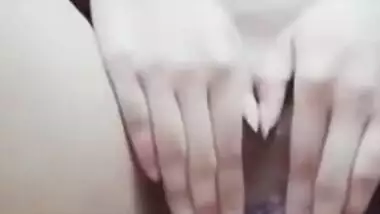 Today Exclusive- Horny Desi Bhabhi Fingering