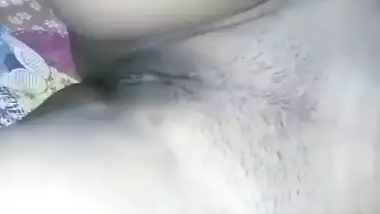 Beautiful bhabhi showing