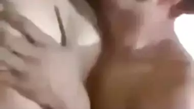 Indian girlfriend fucking viral porn video