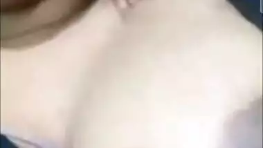 Horny Desi girl shows boobs