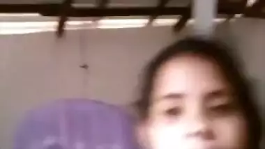 Sexy Srilankan Girl Nude Selfie Video