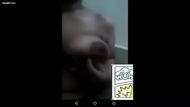 Paki girl Showing Boobs and Pussy