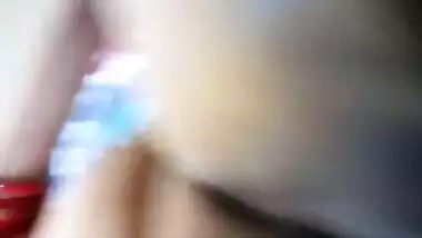 Mature aunty showing her dripping pussy juice