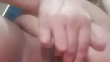 Bangladeshi Big Ass Married Bhabi With Bangla Talk “Rag Koiro Na Ei Nao Dudu Khaw”