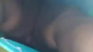 Indian Saree Upskirt No Panty