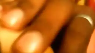 22 boy sucking aunty boobs and press fing