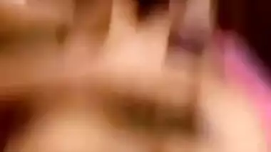 Desi cute girl suck her bf dick