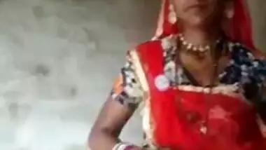 Village wife exposes episode for her cousin bro trickled online