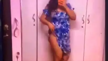 Snapchat girl showing big boobs viral video