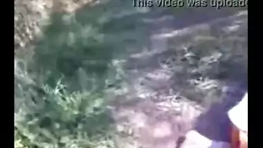 Office slut gets her pussy hammered by her boss in the park